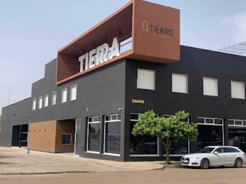Hotel Tierra Don Benito Bagian luar foto
